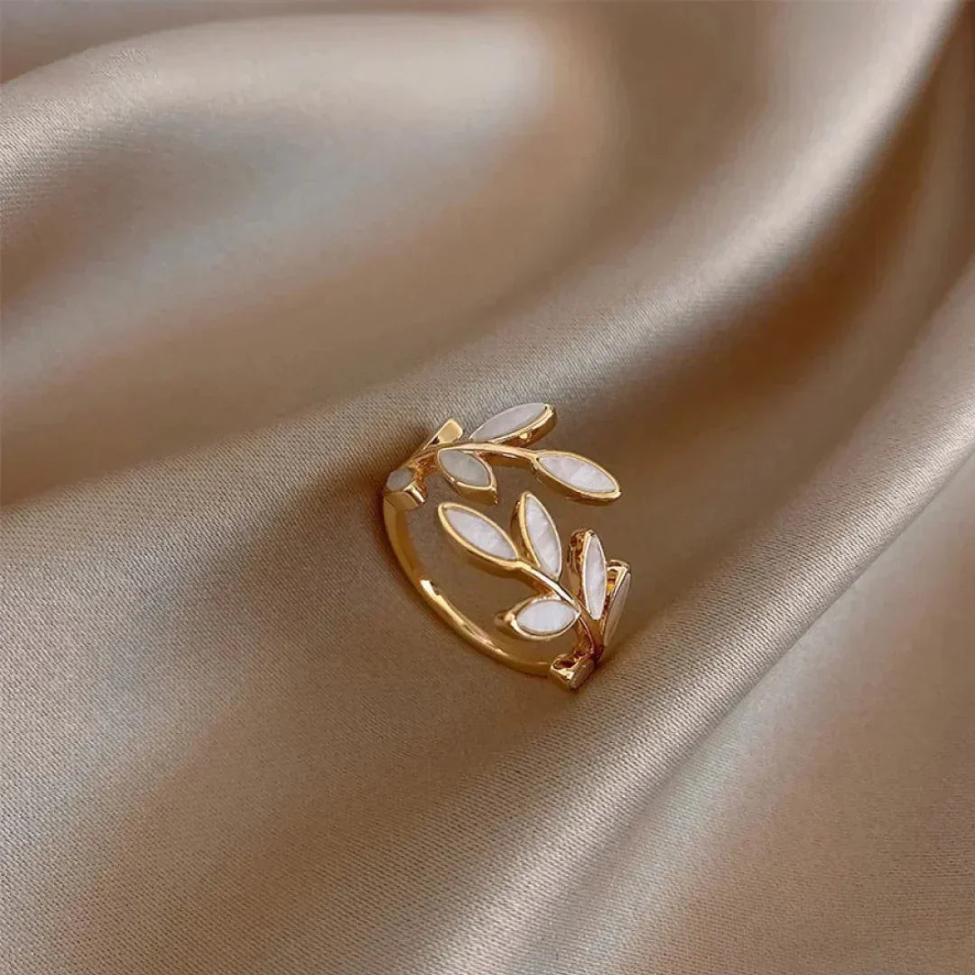 ZADIYA™ | Adjustable Gold Ring with White Opal Leaf