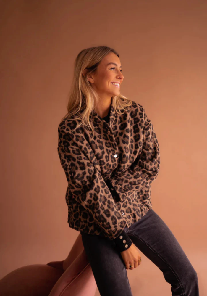 ZADIYA™ | Bold Leopard Jacket