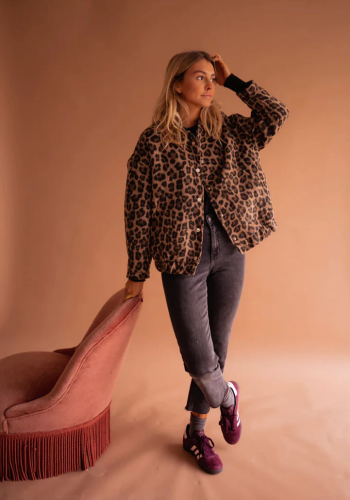 ZADIYA™ | Bold Leopard Jacket