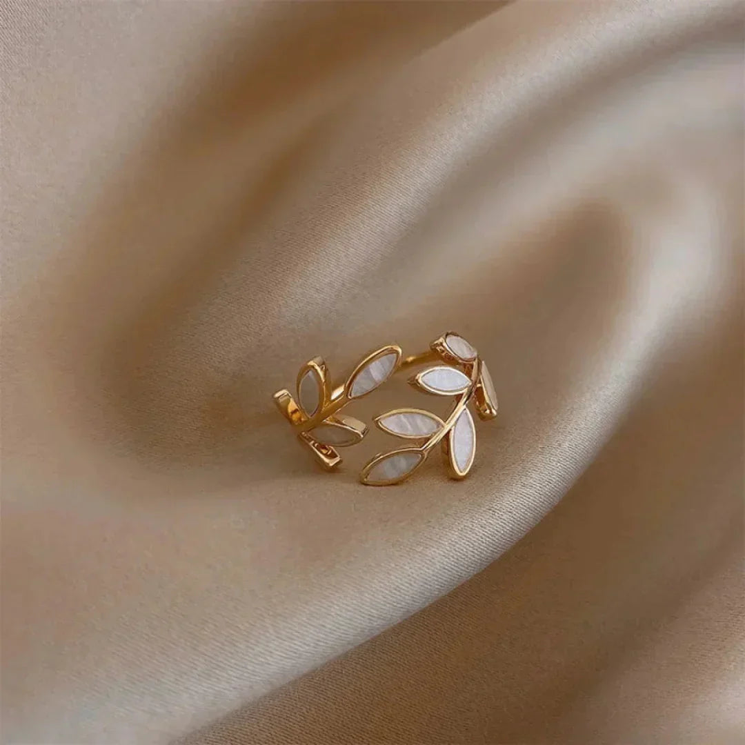 ZADIYA™ | Adjustable Gold Ring with White Opal Leaf