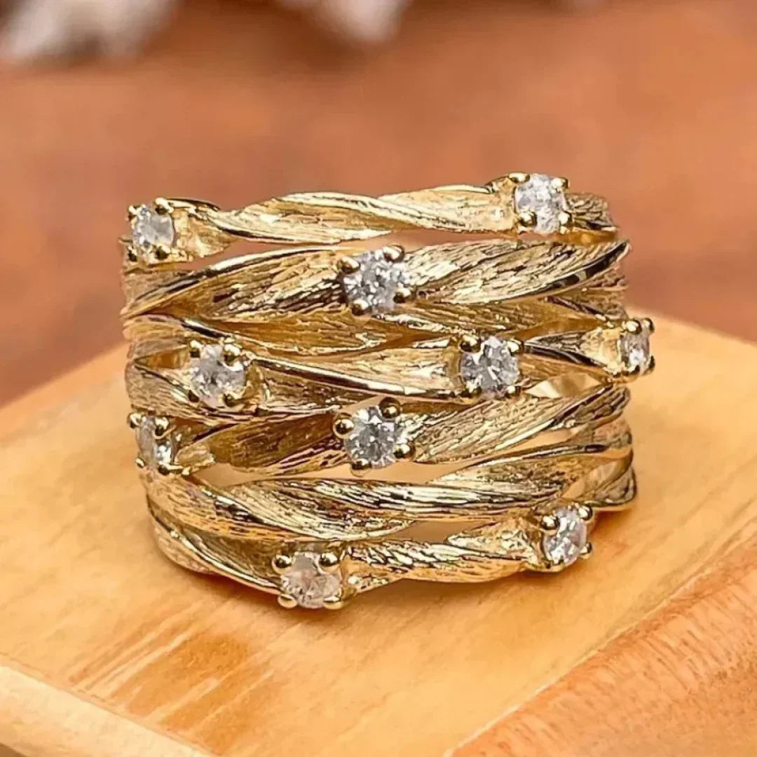 ZADIYA™ | Sophisticated Vintage Gold Ring