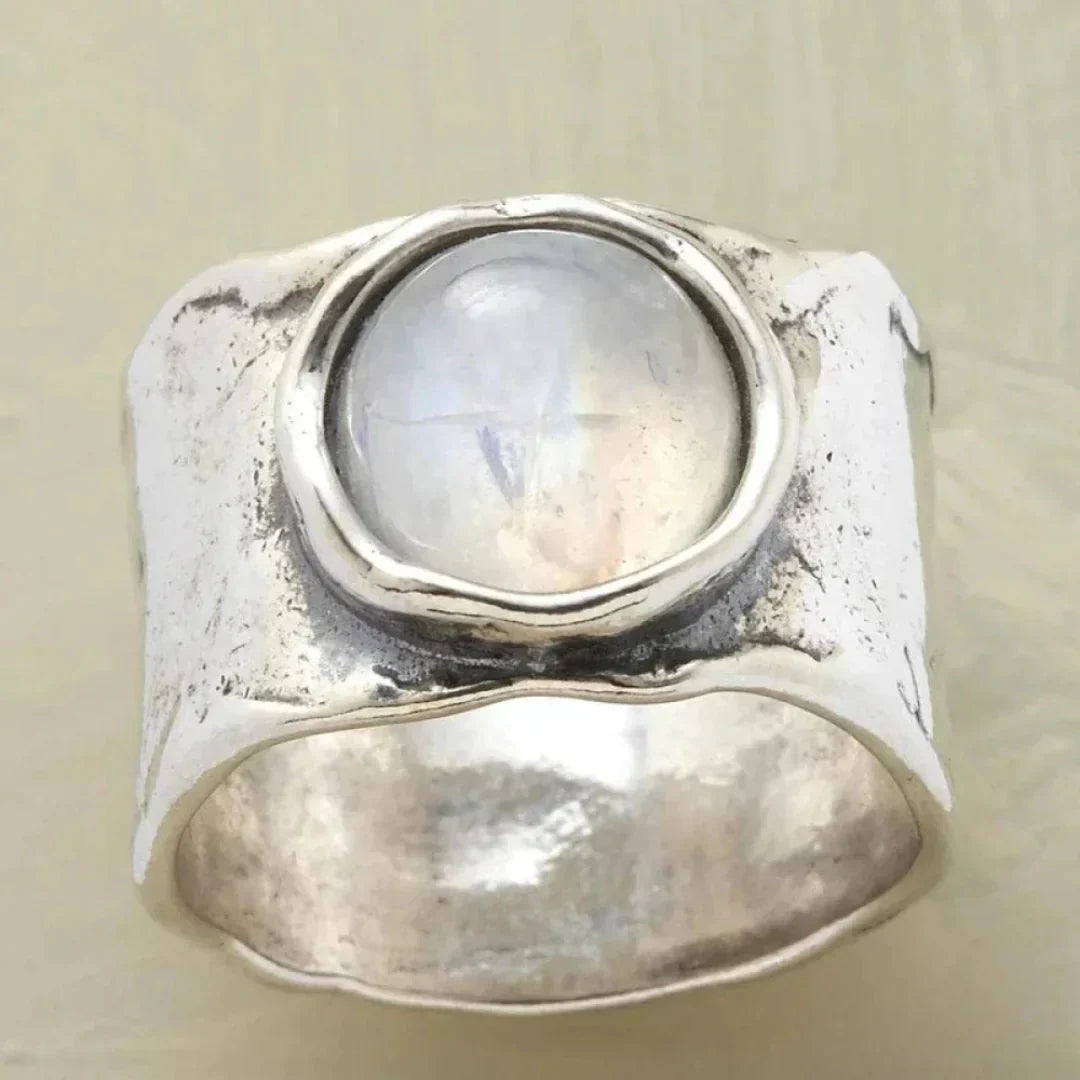 ZADIYA™ | Silver Ring with Moonstone