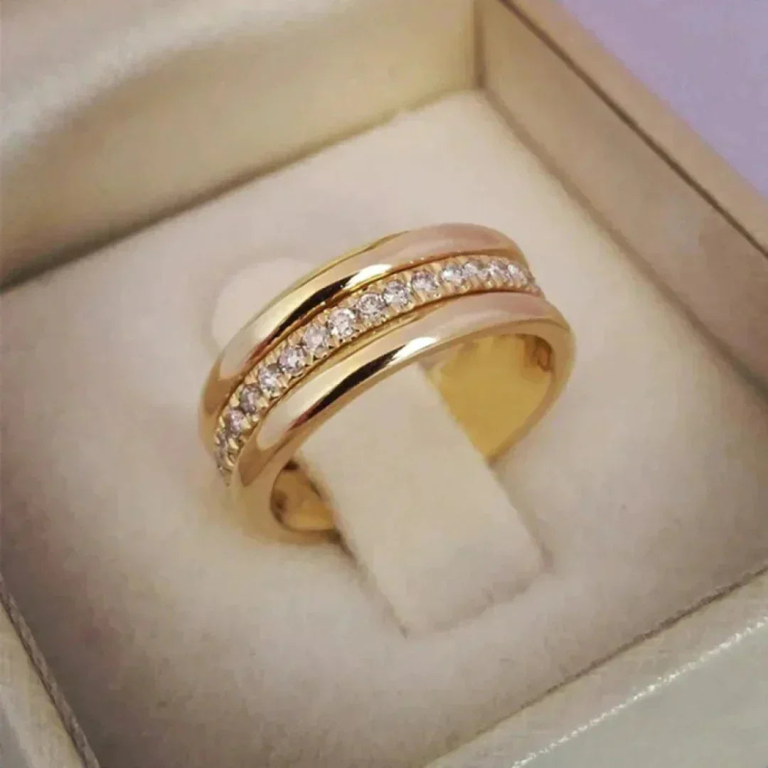 ZADIYA™ | Double Ring with Inlaid Zirconias