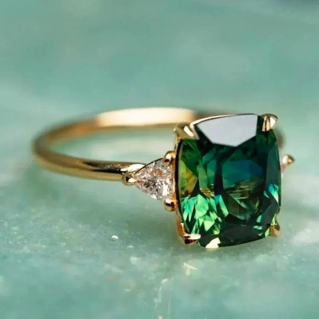 ZADIYA™ | Gold Ring with Green Zirconia