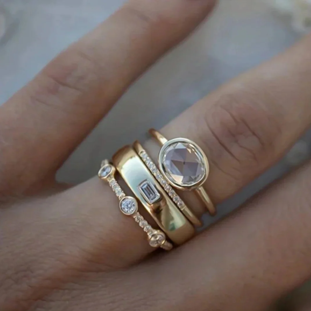 ZADIYA™ | Gold Ring with Cut Zirconia