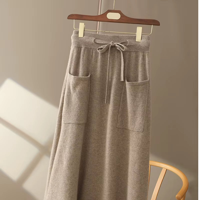 ZADIYA™ | Cashmere Midi-Skirt