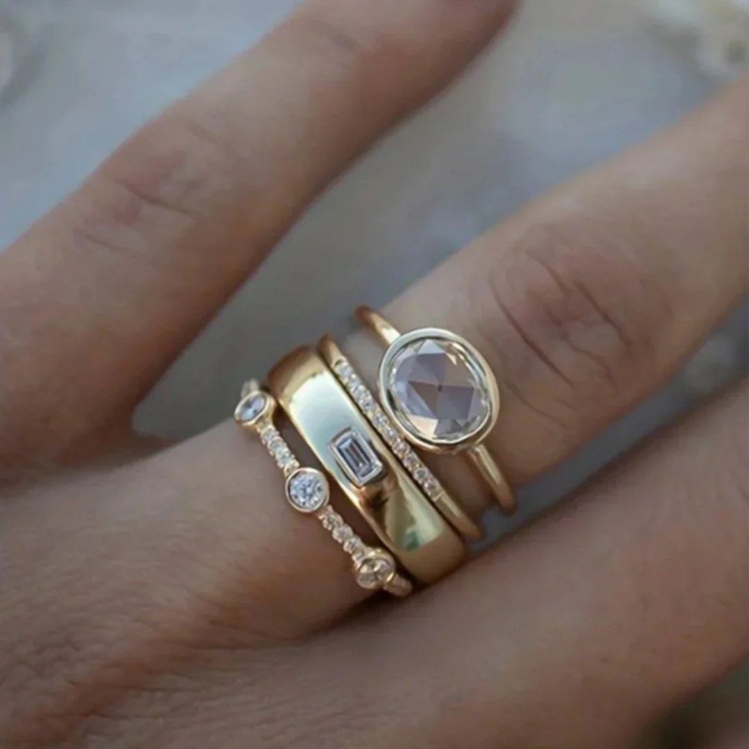 ZADIYA™ | Gold Ring with Cut Zirconia