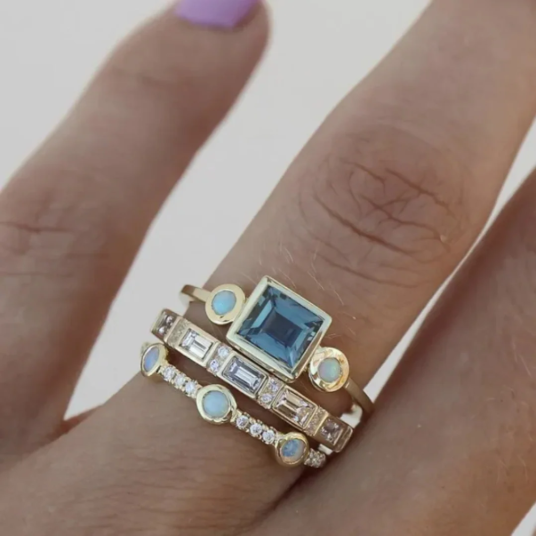 ZADIYA™ | Blue Crystal Ring Set